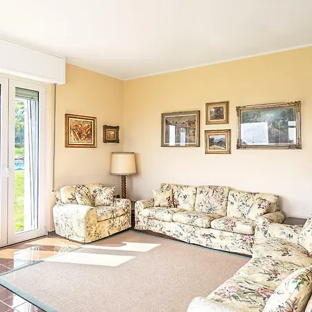 Villa Elisa *